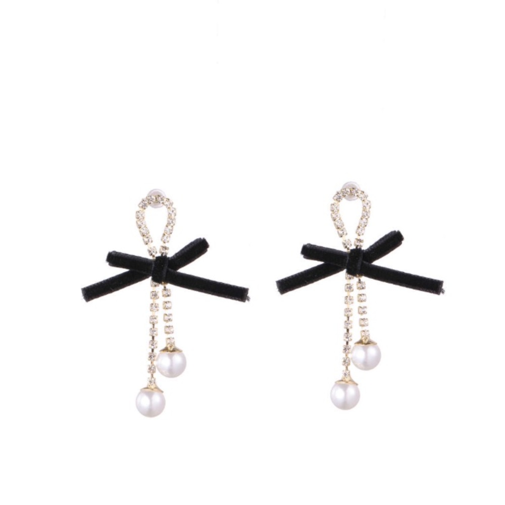 Faux Pearl & Bow Earrings